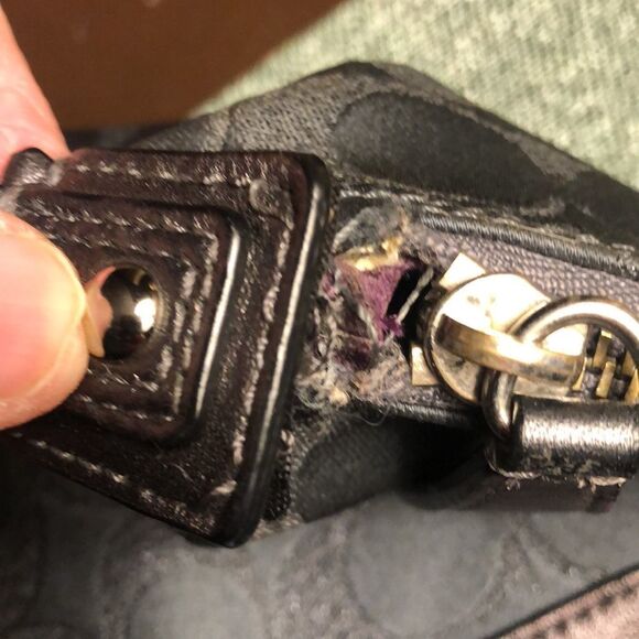 Coach purse!! Ashley style! Very nice! - Picture 10 of 13